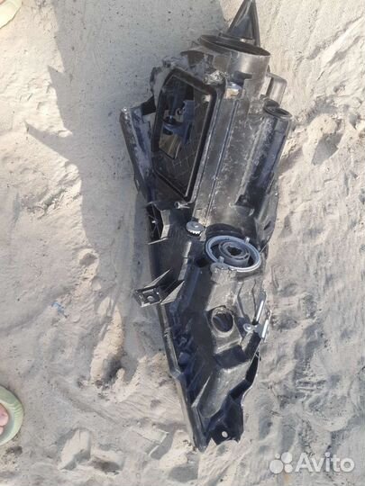 Фара Mazda 6 2010-2012г