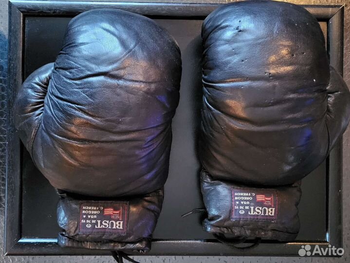 Боксерские перчатки