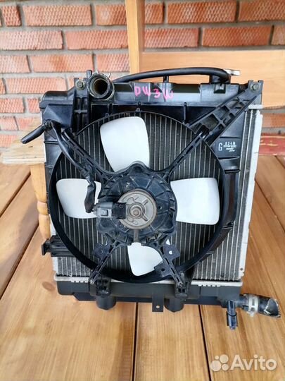 Радиатор в сборе основной mazda Demio DW3W, мкп