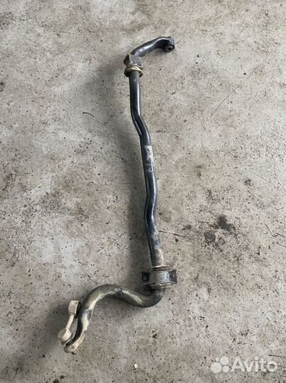 Передний стабилизатор Toyota Land Cruiser 200