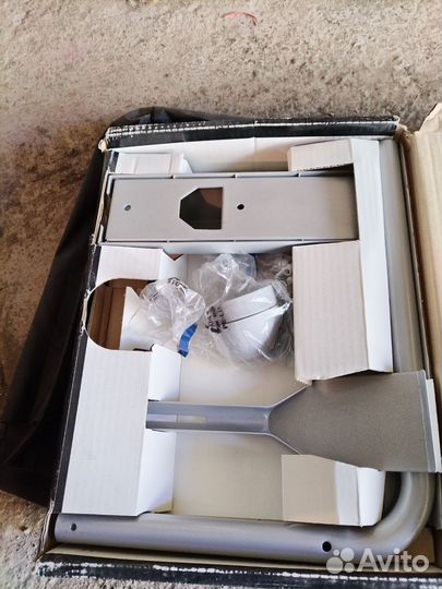 Подставка под телевизор подвесная