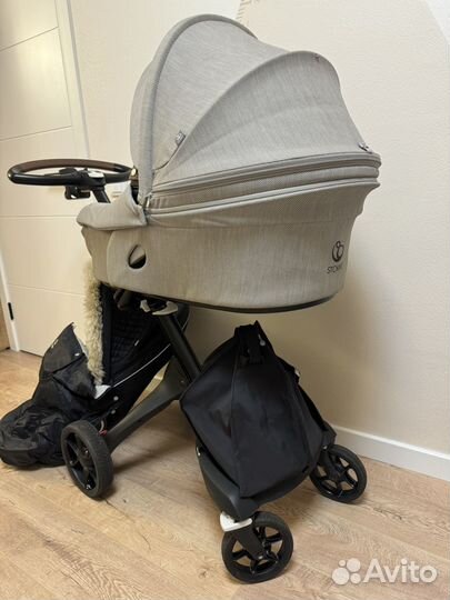 Десткая коляска Stokke Xplory V6 2в1