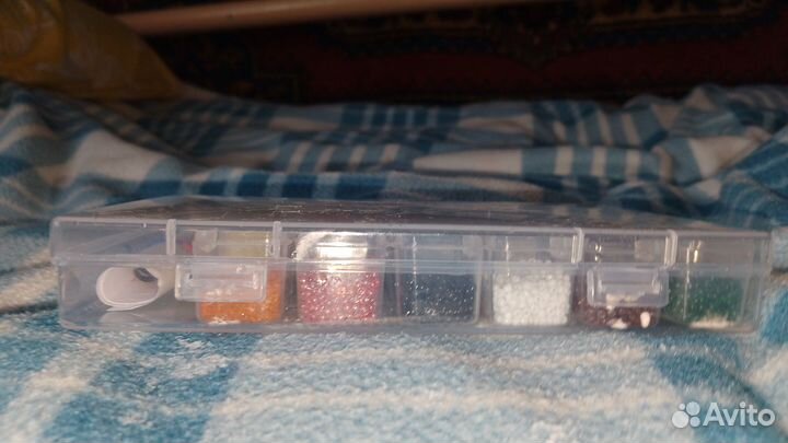 Набор бисера и бусин