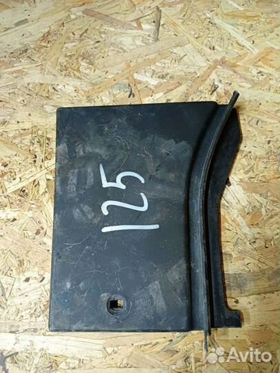 Крышка аккумуляторной батареи Volvo Xc70 D 5244