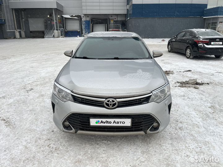 Toyota Camry 2.5 AT, 2015, 210 000 км