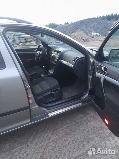 Skoda Octavia Scout 1.8 МТ, 2010, 250 000 км