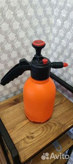 Распылитель помповый
