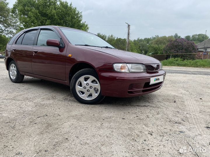 Nissan Almera 1999 1 6