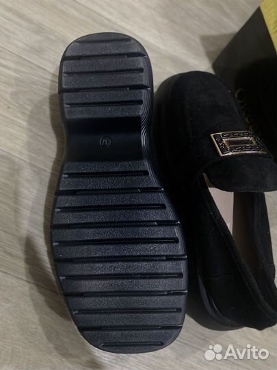 Лоферы женские 37,5