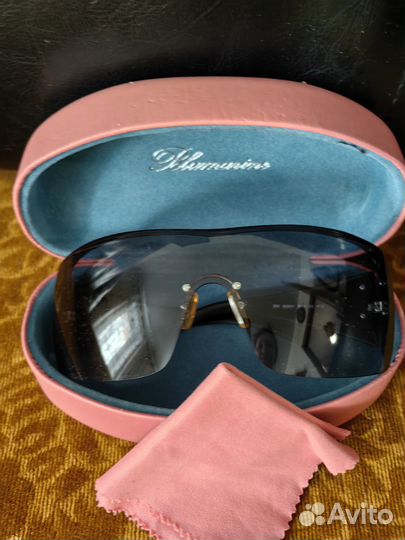 Солнцезащитные очки женские брендовые