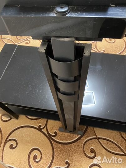 Стеклянная тумба