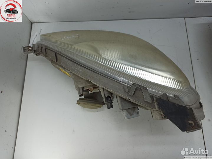 Фара правая б/у Mercedes W168 (A) 1688201861