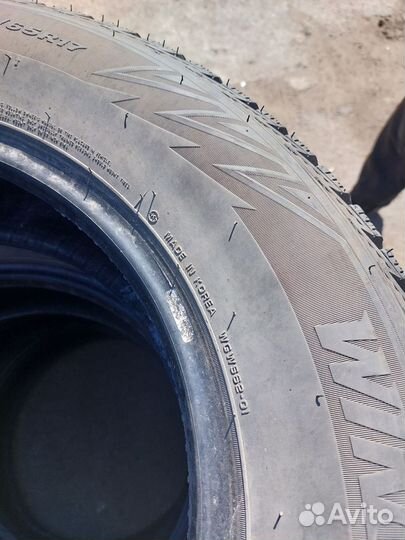 Nexen Winguard Spike WS62 235/65 R17