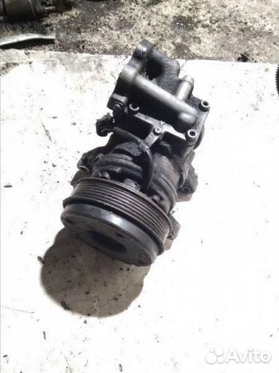 Компрессор кондиционера Jeep Grand Cherokee WJ