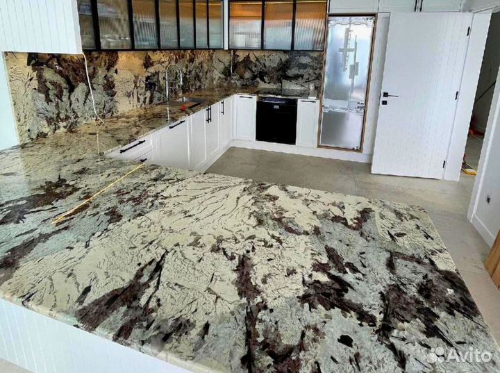 Кухни на заказ любой размер и цвет