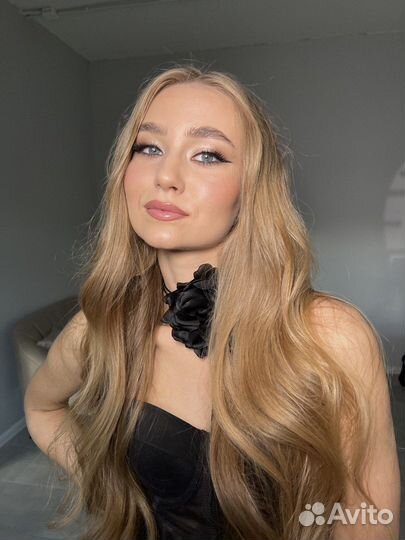 Модель для макияжа