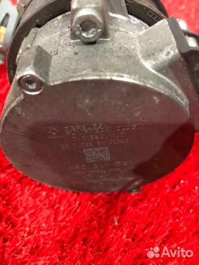 Помпа Audi A6 C6