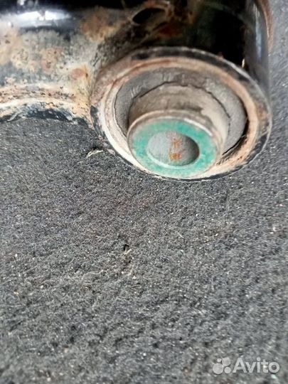 Рычаг подвески передний правый Kia Cerato 2009