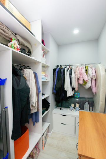 1-к. квартира, 57 м², 10/17 эт.