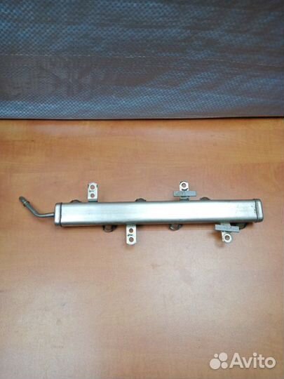 Рейка топливная (рампа) Chrysler Voyager EGA 2003