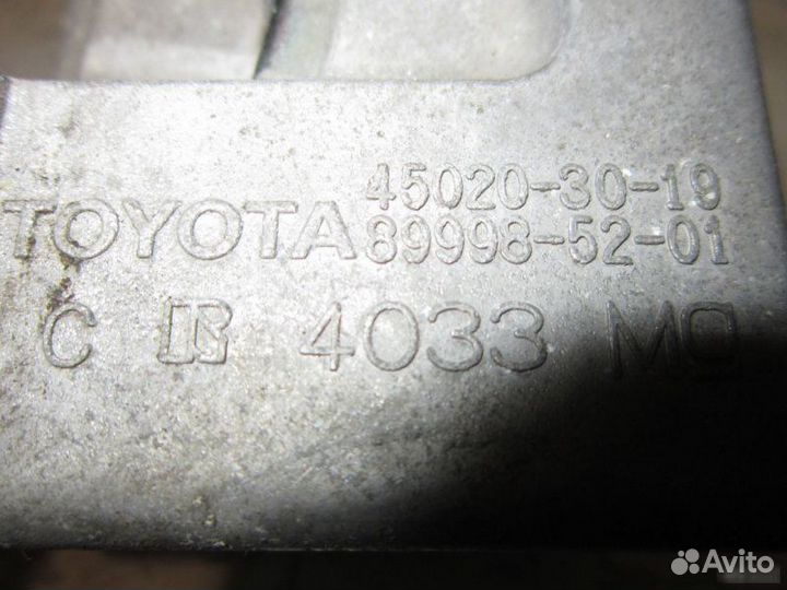 Замок рулевого управления Toyota Land Cruiser