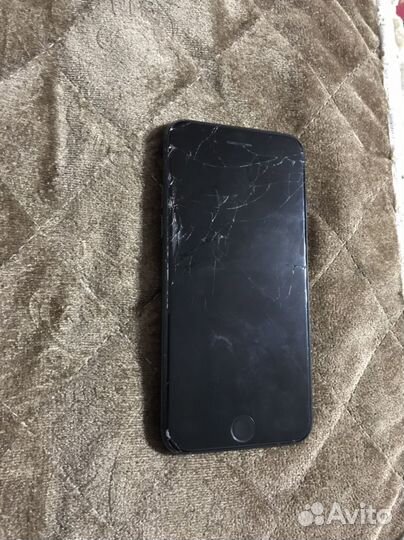 Телефон iPhone 7