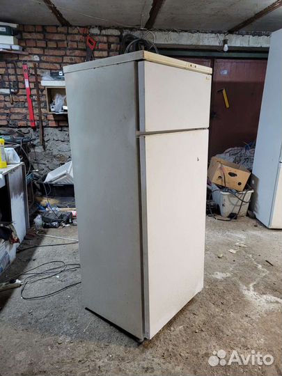 Холодильник Рабочий