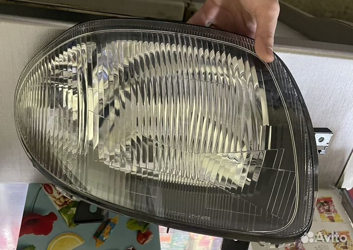 Фары на Renault Clio