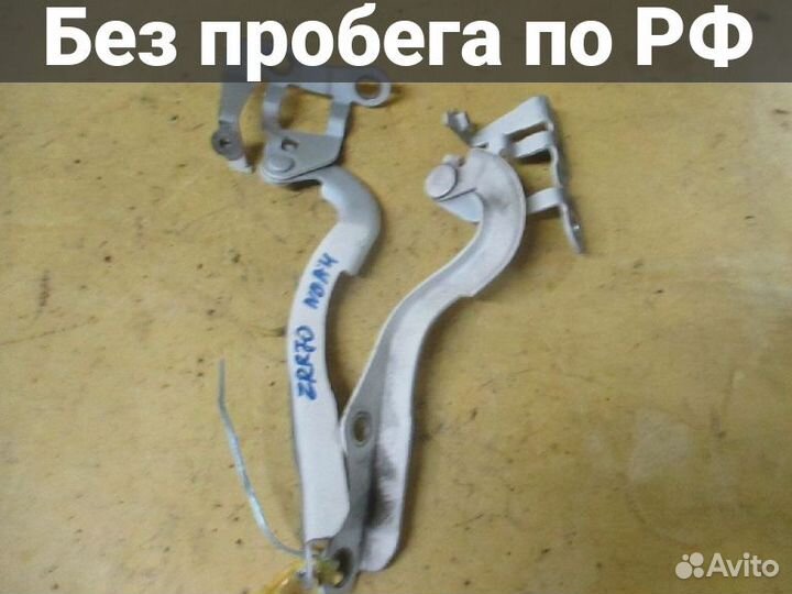 Петля капота Toyota Noah ZRR70G