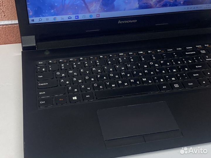 Игровой Lenovo i3\12gb\m330-2gb\ssd240 ноутбук