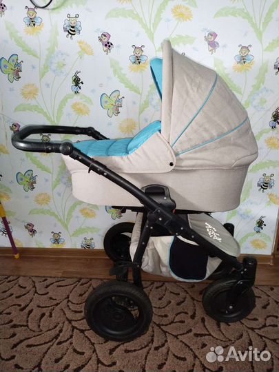 Коляска 2в1 фирмы Tutis. Хорошее состояние