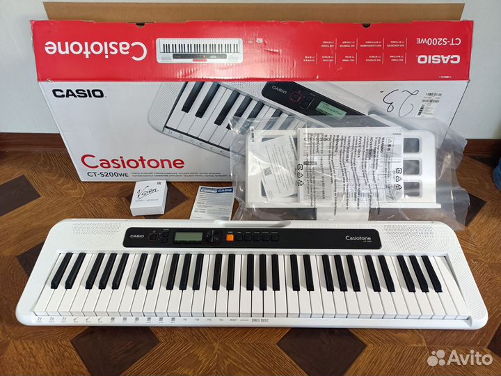 Синтезатор casio CT-S200WE
