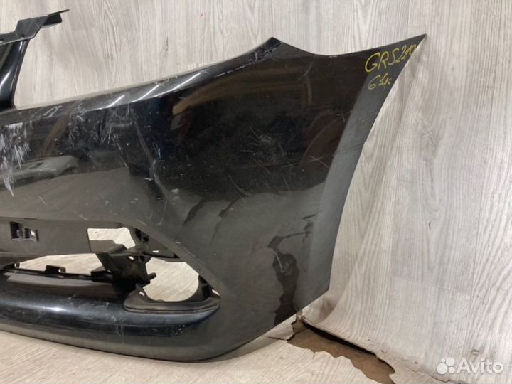 Бампер перед. toyota crown