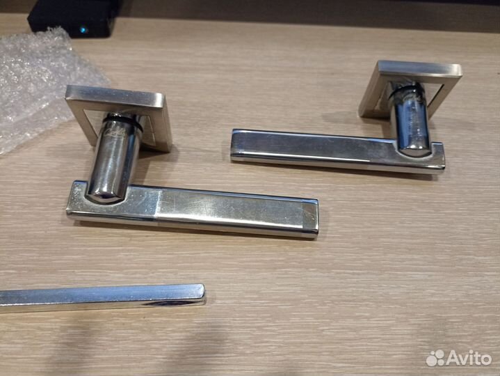 Ручка дверная