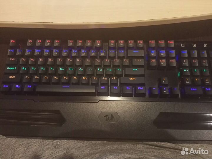 Механическая клавиатура Redragon Hara