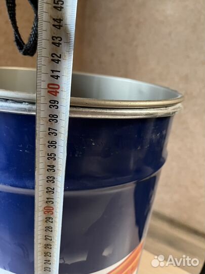 Ведро металлическое с крышкой