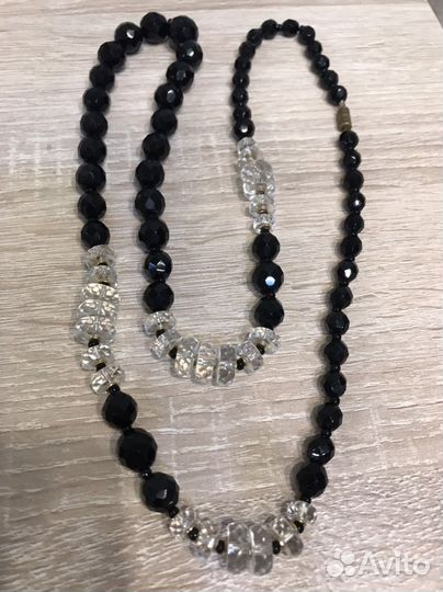 Женское украшение