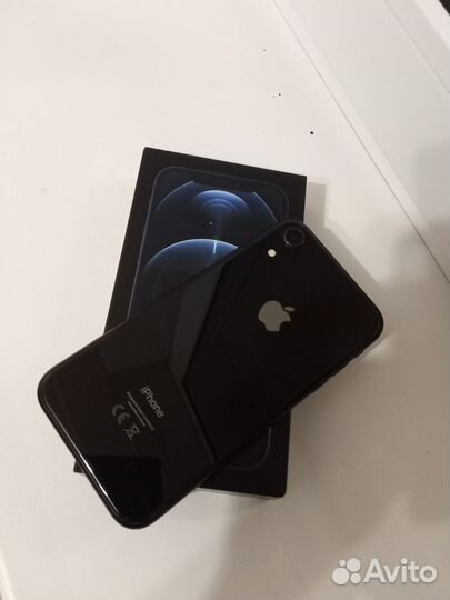 iPhone Xr, 64 ГБ