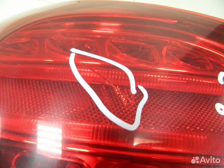Фонарь задний левый Mercedes-Benz C-Class