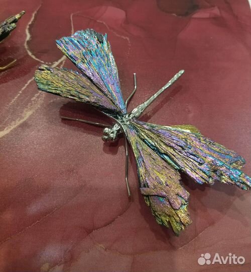 Кианит Стрекоза из кианита Фигурка