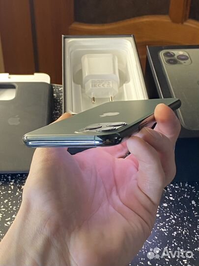 iPhone 11 Pro, 64 ГБ