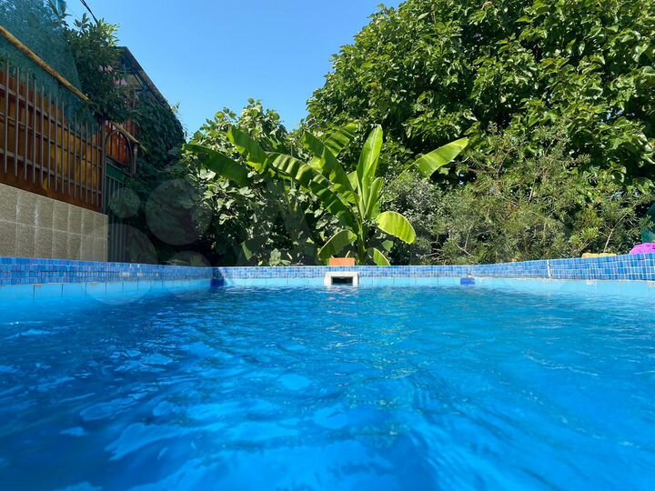 Дом 30 м² на участке 8 сот.