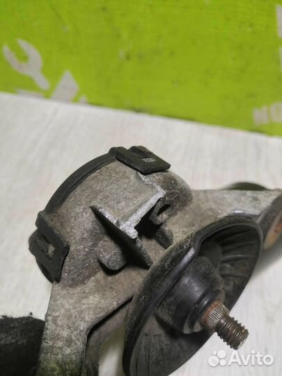 Моторчик стеклоочистителя передний Хендай Акцент