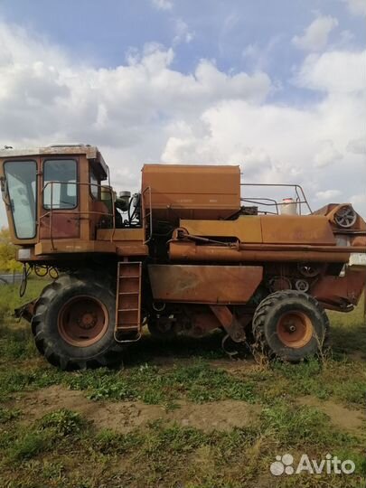 Комбайн Ростсельмаш Дон 1500Б, 1997