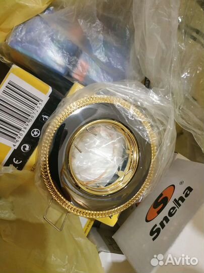 Точечные встраиваемые светильники