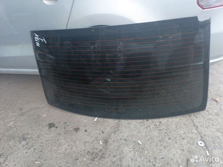 Стекло заднее Renault Logan 1 с обогревом