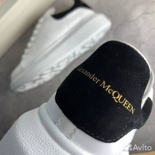 Кроссовки Alexander McQueen White Black (36-45)