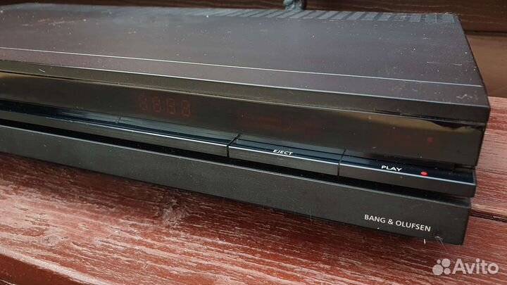 Видеомагнитофон Bang & Olufsen VX 7000