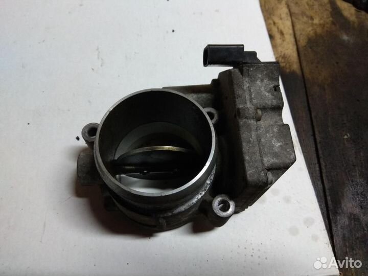 Заслонка дроссельная 35100-27410 2.0 crdi Hyundai