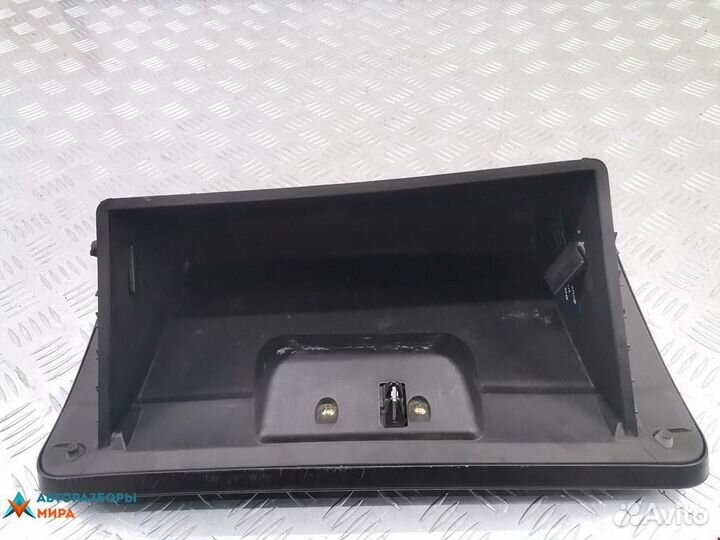 Бардачок SsangYong Rexton Y200 2004 7770008005EAM